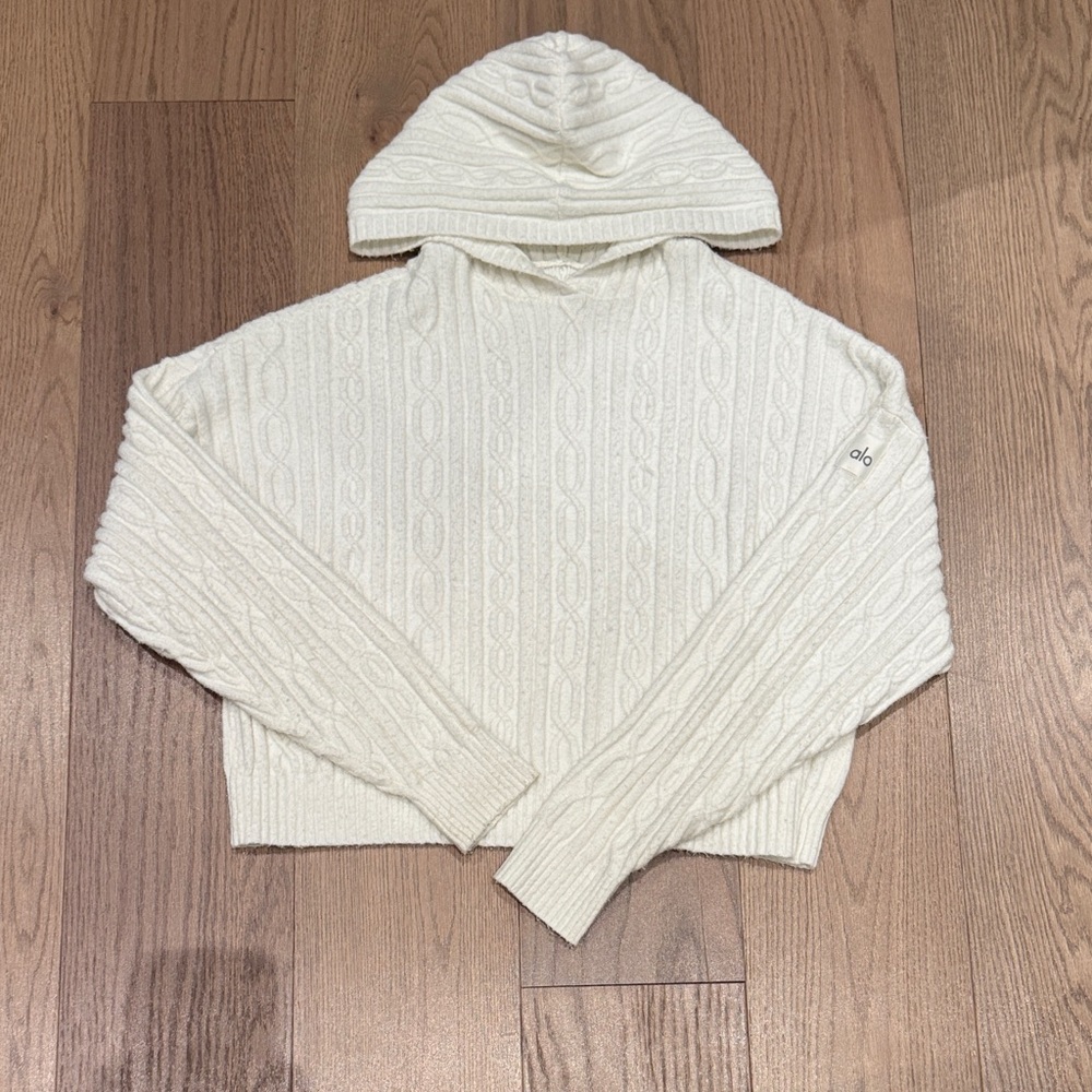 ALO Yoga Cream Cable Knit Turtleneck Sweater